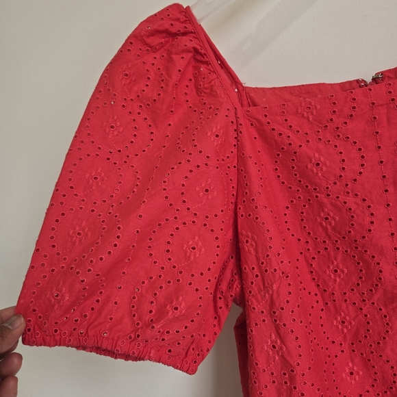 Anne Taylor Red Eyelet Puff Sleeve Top - Picture 4 of 13